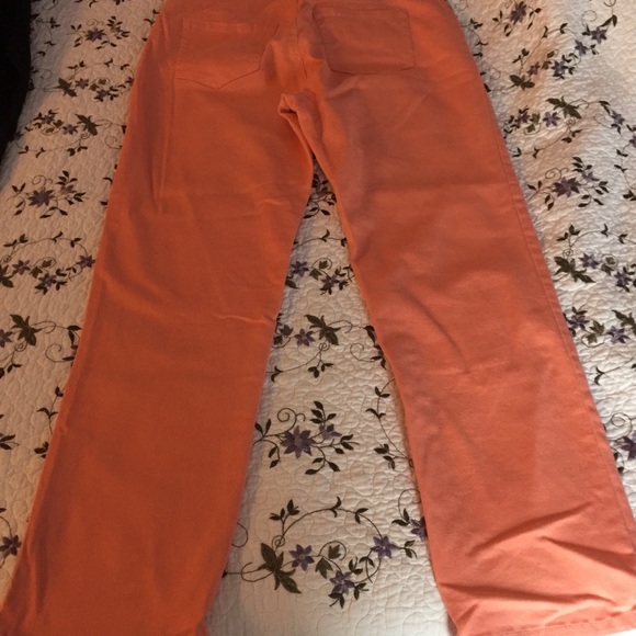 Jeans - Picture 2 of 6